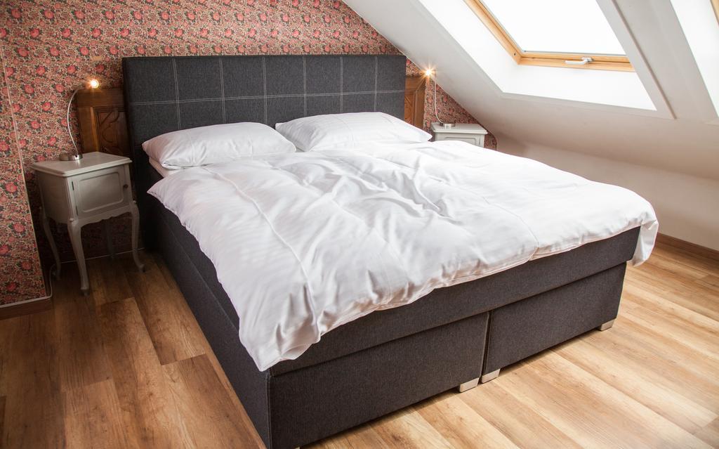 Hotel Les Vieux Toits Neuchâtel Kültér fotó